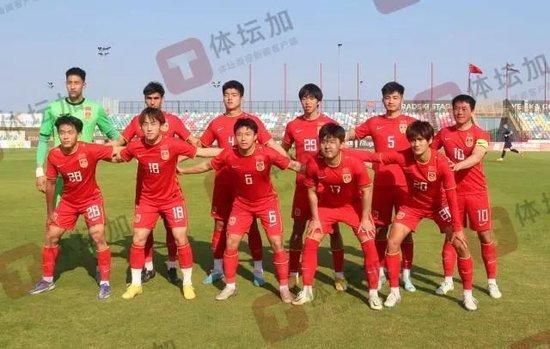 男同桌脱我内裤往里灌水网站