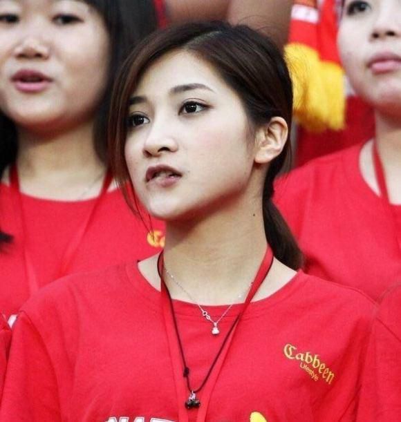 成人激情四射